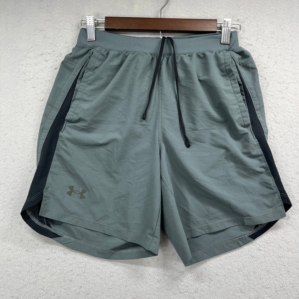 Under Armour Athletic Shorts Mens Small Gray HeatGear Fitted Active Gym Workout